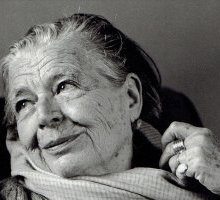 Quali sono “I trentatré nomi di Dio” secondo Marguerite Yourcenar