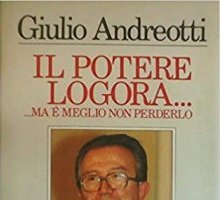 Il potere logora... Ma è meglio non perderlo