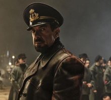 “Comandante”, il film tratto dal romanzo di Veronesi in apertura di Venezia 80