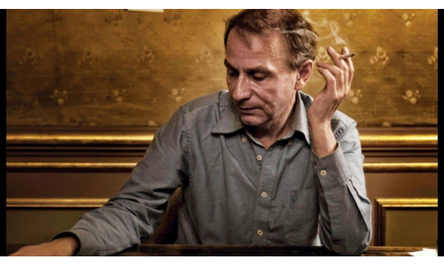 Chi è Michel Houellebecq, lo scrittore tra i favoriti per il Nobel per la letteratura