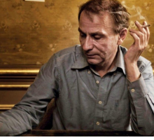 Chi è Michel Houellebecq, lo scrittore tra i favoriti per il Nobel per la letteratura