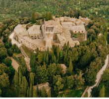 Il Castello di Gargonza: dove si trova e perché è legato a Dante Alighieri