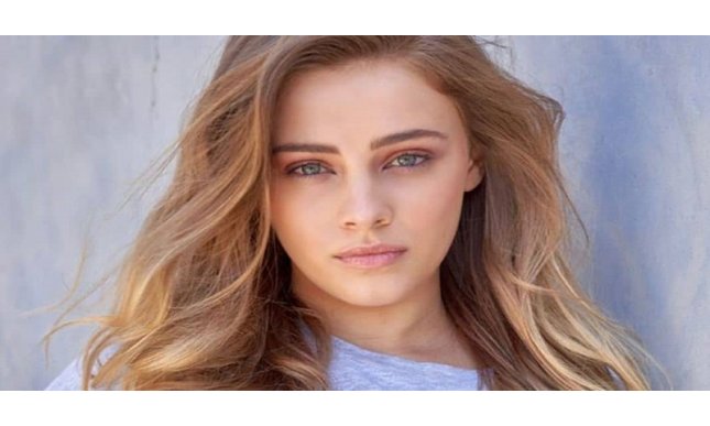 Chi è Josephine Langford: bio e curiosità sulla protagonista di After