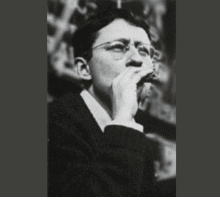 Chi è Guy Debord, il filosofo cineasta che criticò la società dello spettacolo