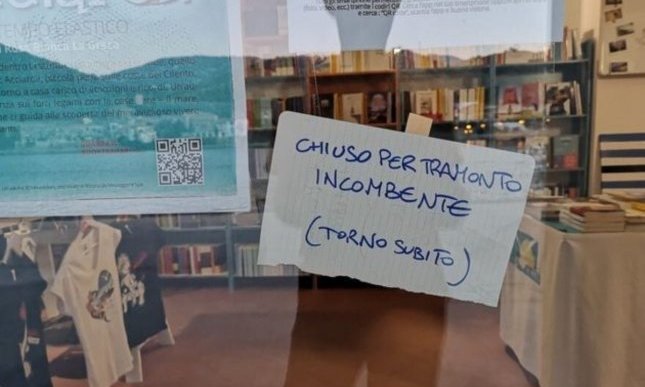 Chiuso... per tramonto! La storia del libraio romantico