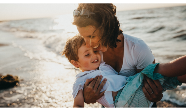 Festa della mamma: le poesie più belle dedicate alle mamme