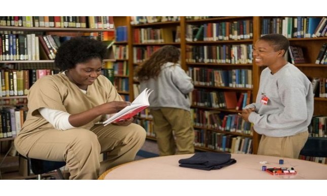 Orange is the New Black: ecco i libri che leggono le protagoniste della serie