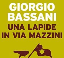 Una lapide in via Mazzini