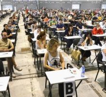 Slittano i concorsi docenti 2019: nuovo caos assunzioni per la scuola