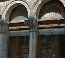 La Libreria antiquaria di Umberto Saba a Trieste riapre dopo il restauro