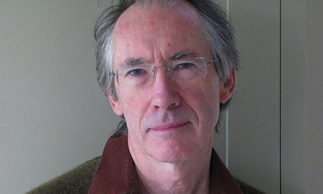 Premio Bottari Lattes Grinzane 2017: Ian McEwan è il vincitore sezione La Quercia