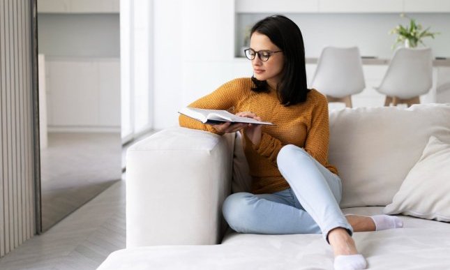 Perché la solitudine non è sempre un male (anche grazie a un libro da leggere)