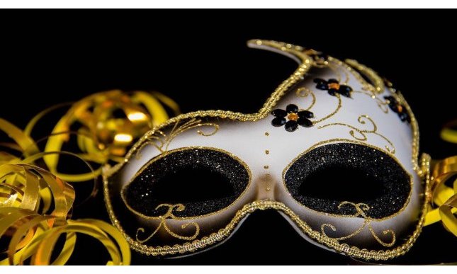 “La maschera” di Trilussa: testo, parafrasi e significato della poesia