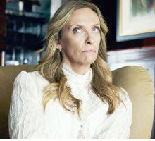 Il libro Scrittori e amanti diventa un film: ecco l'esordio da regista di Toni Collette