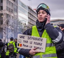 Gilet gialli, perché sono chiamati così e cosa chiedono a Macron