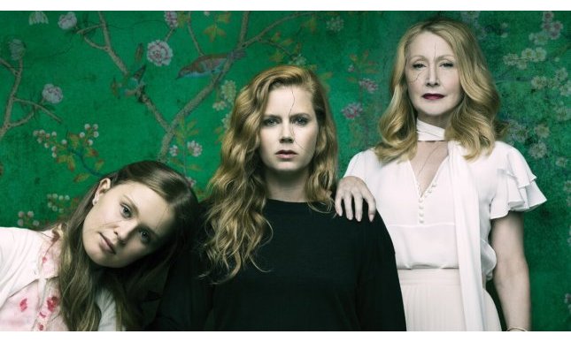 "Sharp Objects": la miniserie HBO tratta dal romanzo di Gillian Flynn