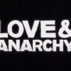 Love & Anarchy: la serie Netflix ambientata in una casa editrice. Trama e trailer