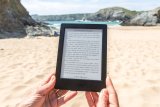 Vantaggi kindle in vacanza: 5 motivi per cui i lettori lo amano