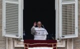 Un libro da leggere ogni giorno? Papa Francesco invita alla lettura della Bibbia